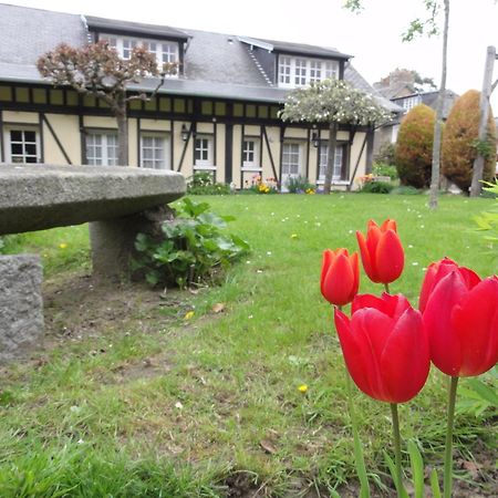 Hotel De La Croix D'Or อาวร็องช์ ภายนอก รูปภาพ